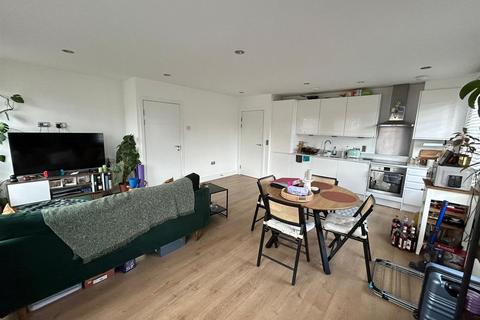 1 bedroom flat to rent, London Road, Enfield