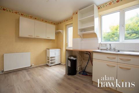 7 Bardsey Close, Royal Wootton Bassett, Swindon, SN4 8NA