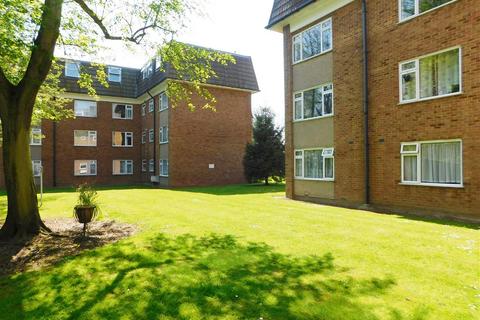 1 bedroom apartment to rent, Cuffley Village