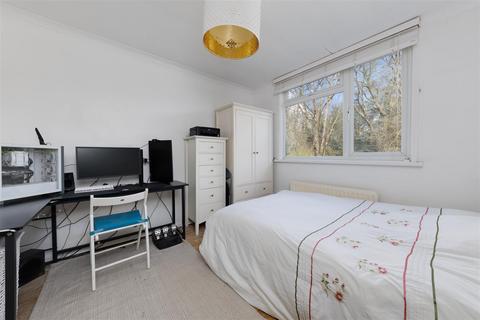 40 Wharncliffe Road, London, SE25 6SL