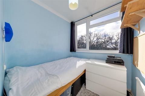 40 Wharncliffe Road, London, SE25 6SL