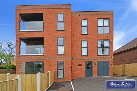 1 Vineyard Road, Feltham, TW13 4HQ