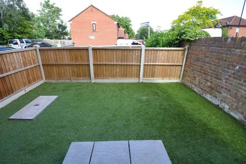 1 Vineyard Road, Feltham, TW13 4HQ