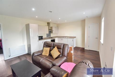 2 bedroom house for sale, Cranford Lane, Hounslow TW5