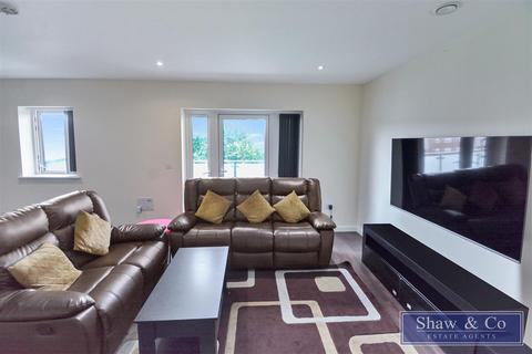 2 bedroom house for sale, Cranford Lane, Hounslow TW5