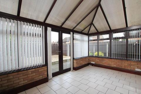 2 bedroom semi-detached bungalow to rent, The Orchards, Sutton CB6