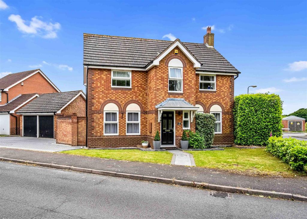 Arun Way, Walmley, Sutton Coldfield 4 bed detached house for sale £