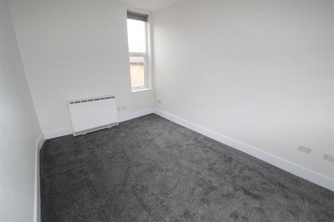 1 bedroom maisonette to rent, Rotherhithe New Road, London