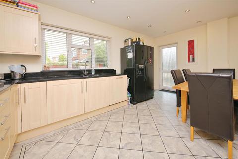 5 bedroom semi-detached house for sale, Bullhead Road, Borehamwood