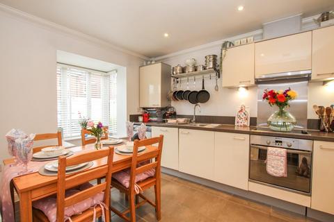 3 bedroom semi-detached house for sale, Manor Avenue, Hockliffe