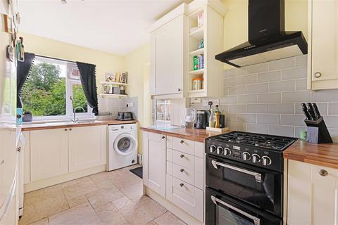 2 bedroom flat for sale, Oakleigh Road North, London N20