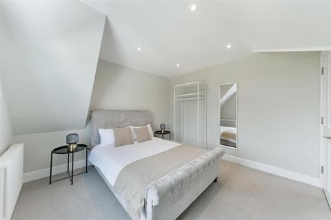 1 bedroom flat for sale, Queens Road, Wimbledon SW19