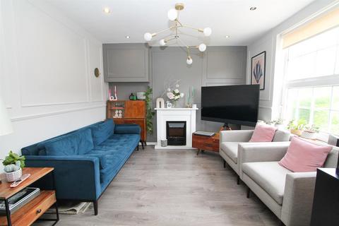4 Quarr Road, Carshalton, SM5 1ER