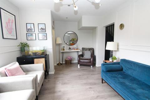 4 Quarr Road, Carshalton, SM5 1ER