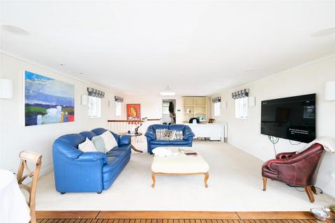 3 bedroom houseboat for sale, Cheyne Walk, Chelsea, SW10