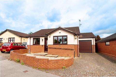 2 bedroom detached bungalow for sale, Hanchetts Orchard, Thaxted, Dunmow, Essex