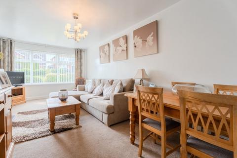 38 Grosvenor Road, Lower Gornal, Dudley, DY3 2PR
