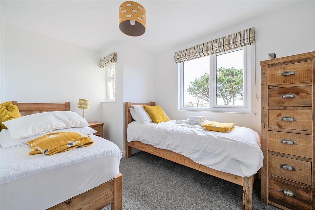 Holly Cottage
