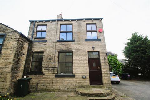 1 Simon Fold, Wyke, Bradford, BD12 9JH
