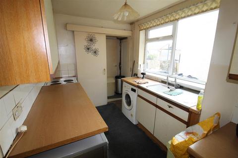 165 Crescent Road, Bolton, BL3 2JS