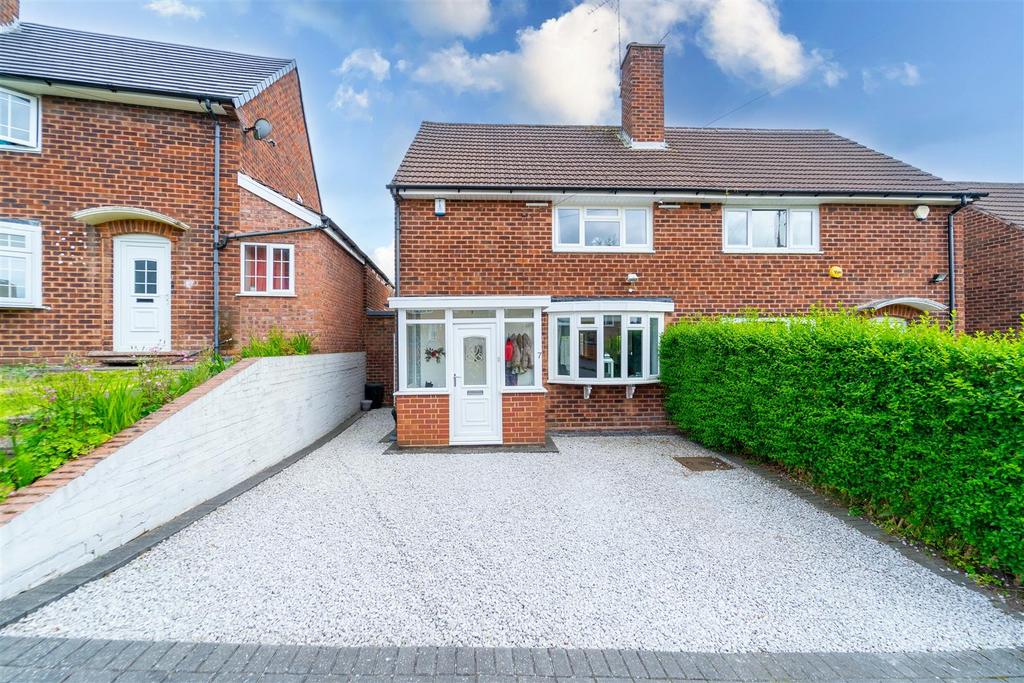 Kelfield Avenue, Birmingham 2 bed semidetached house for sale £260,000