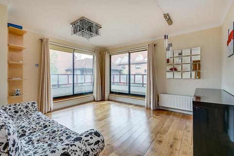 1 bedroom flat to rent, Balmoral House, Windsor Way, Brook Green, London, W14