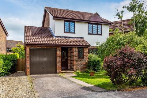 3 bedroom detached house for sale, WILDCROFT DRIVE, NORTH HOLMWOOD, RH5