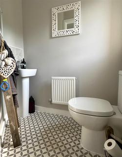 18 Beech Close, Chippenham, SN15 1FR