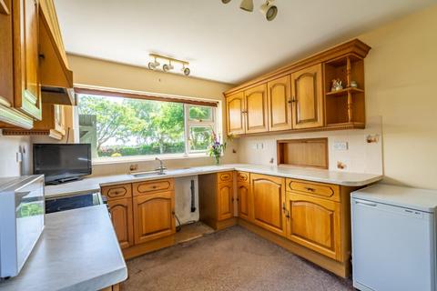 2 bedroom detached bungalow for sale, Main Street, Hessay, York