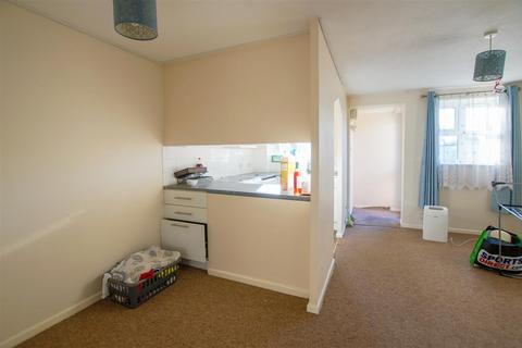 1 bedroom apartment to rent, Caernarvon Road, Chichester