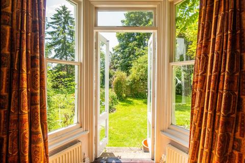 Flat 1, The Limes Mingle Lane, Great Shelford, Cambridge, CB22 5FG