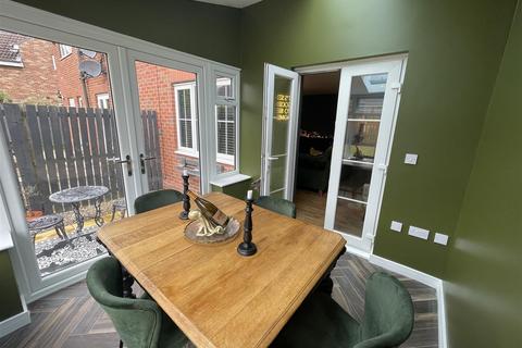 3 bedroom semi-detached house for sale, Dovecote Drive, Pelton Fell, Chester Le Street