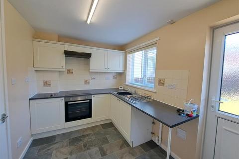 2 bedroom terraced house to rent, Dronfield Close, Chester Le Street