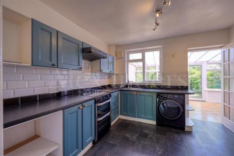 3 bedroom terraced house for sale, Barwell Road, Kirkby Mallory