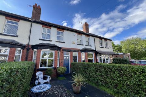 2 bedroom cottage for sale, Dale Avenue, Heswall, Wirral