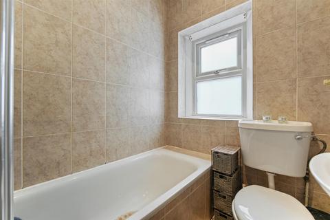 2 bedroom house for sale, Gratton Terrace, London NW2