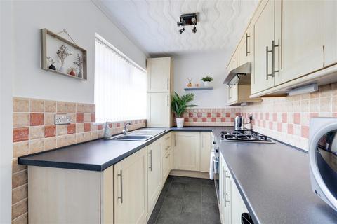 3 bedroom semi-detached house for sale, Totland Drive, Basford NG8