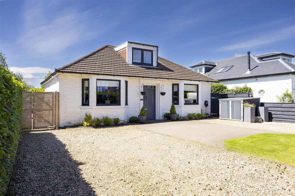 Larch Ave, Lenzie 5 bed detached house for sale £585,000