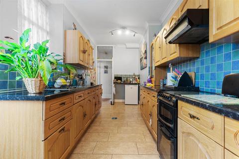 4 bedroom semi-detached house for sale, Enmore Road, London