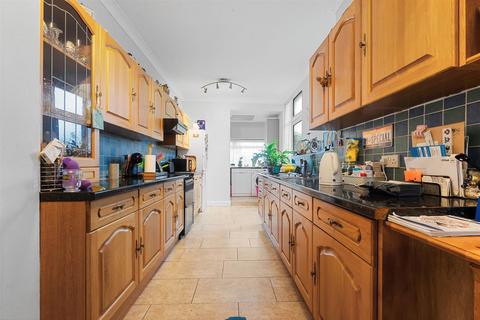 4 bedroom semi-detached house for sale, Enmore Road, London