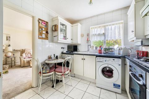 2 bedroom flat for sale, Oakleigh Park North, Whetstone
