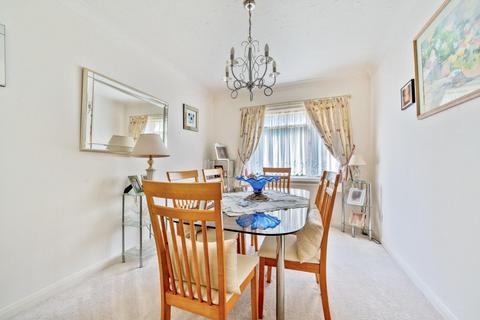 Flat 3, Clydesdale Court, 3 Oakleigh Park North, London, N20 9BB