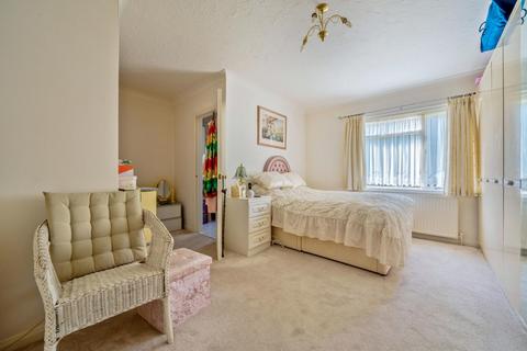Flat 3, Clydesdale Court, 3 Oakleigh Park North, London, N20 9BB