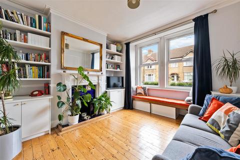 1 bedroom flat for sale, Balfour Road, London