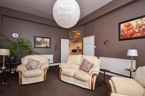 2 bedroom flat for sale, Grosvenor Crescent, St. Leonards-On-Sea