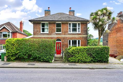 4 bedroom detached house for sale, Old London Road, Hastings