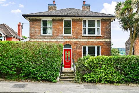 4 bedroom detached house for sale, Old London Road, Hastings