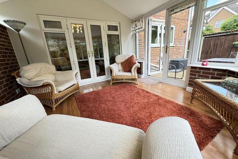 8 Pear Tree Road, Great Barr, Birmingham, B43 6HY