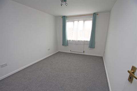 2 bedroom flat to rent, Northcote Road, Bournemouth