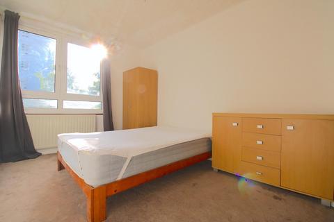 5 bedroom flat to rent, Rounton Road, London E3